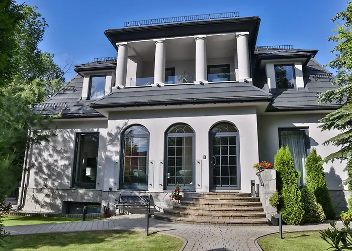 Villa 33